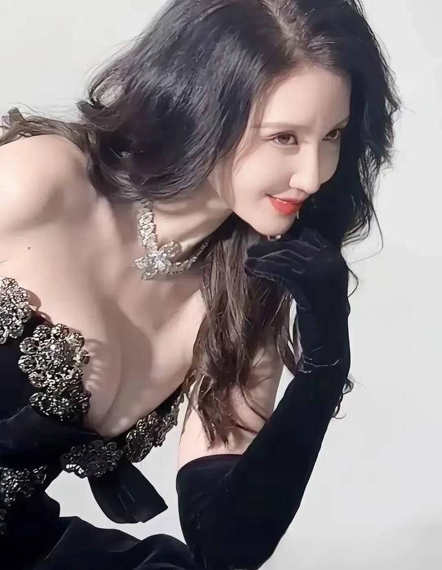 中国女明星的魅力——高清影像下的风采-第2张图片