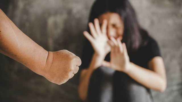领导吃我奶怎么办领导间的交流与误解，一次不恰当的互动经历-第3张图片