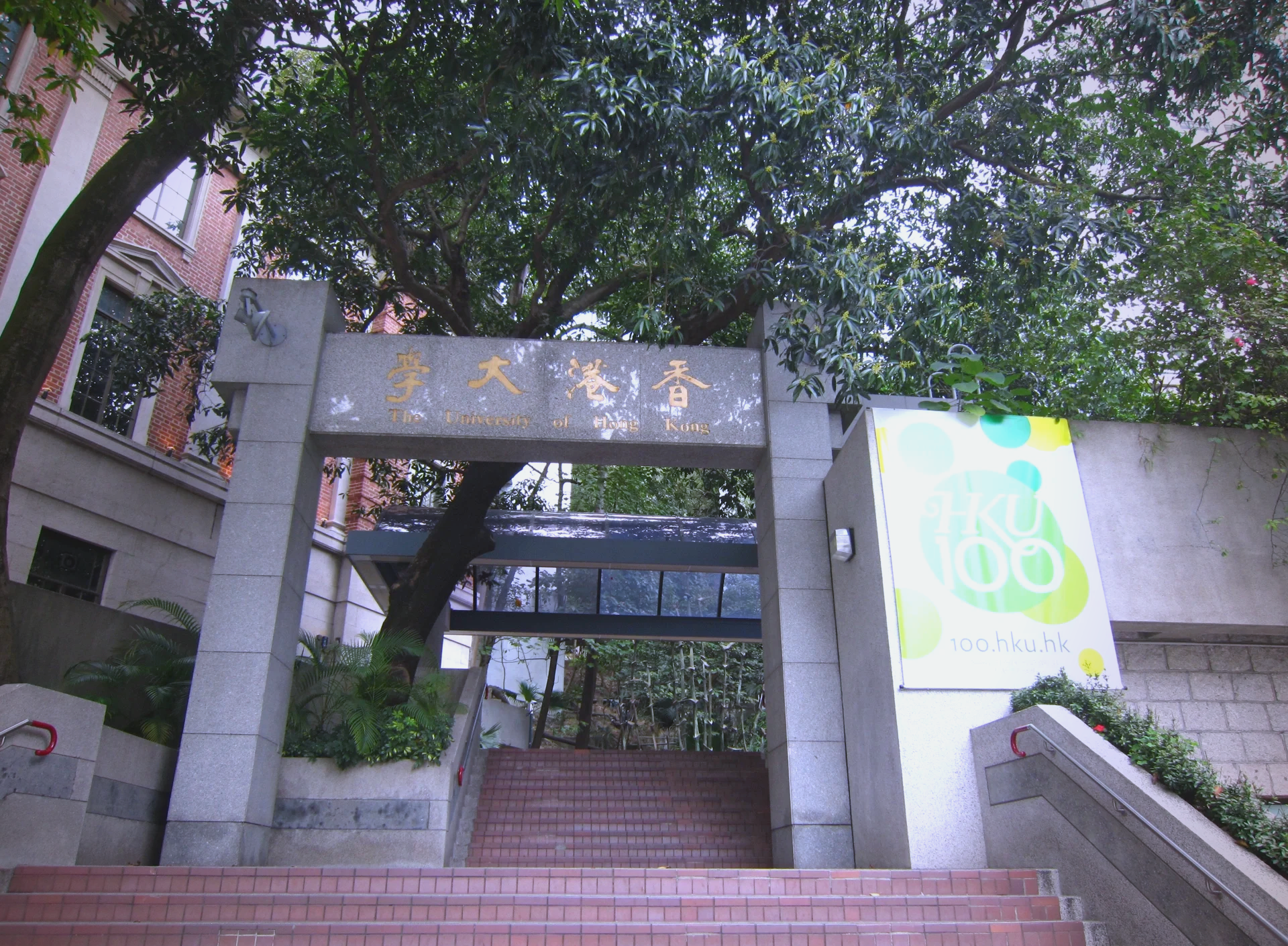 探索亚洲一卡2卡3卡4卡高清的魅力-第1张图片