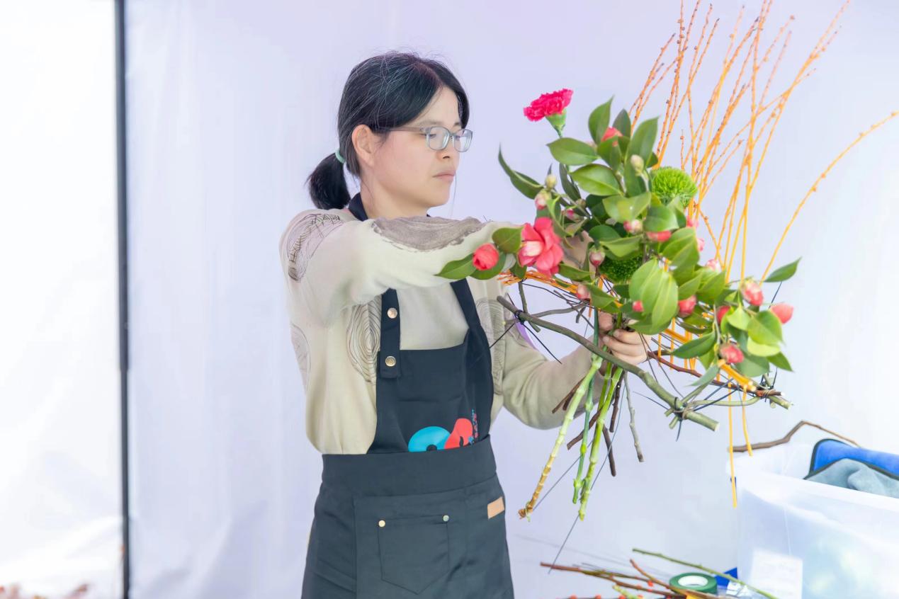 手指插花核心技术手指插花核心技术，艺术与技巧的完美结合-第3张图片
