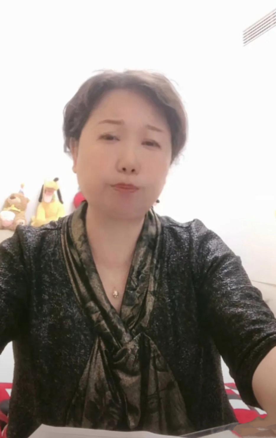 川大校花事件，网络风波下的真相与反思-第3张图片