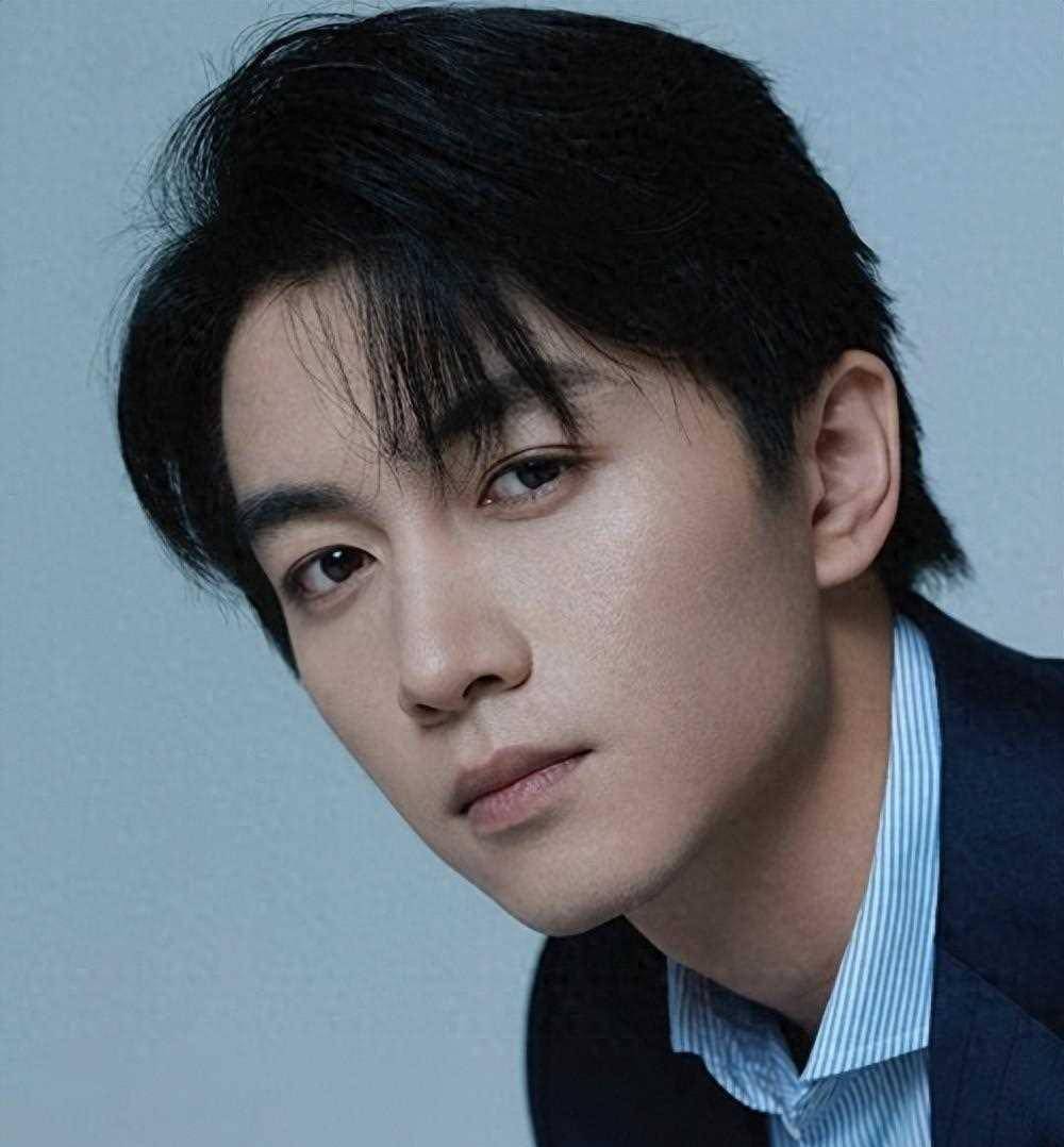 中国帅男同志的魅力与风采-第1张图片
